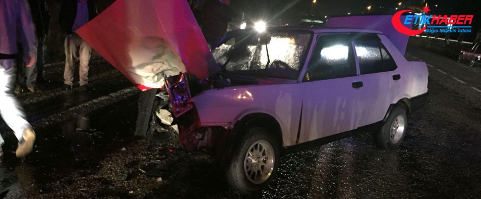Kazada yaralılara yardım ederken otomobil çarptı: 2 ölü