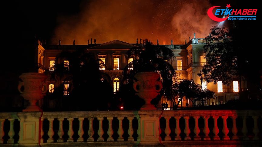 Brezilya'da 200 yıllık müzede yangın çıktı