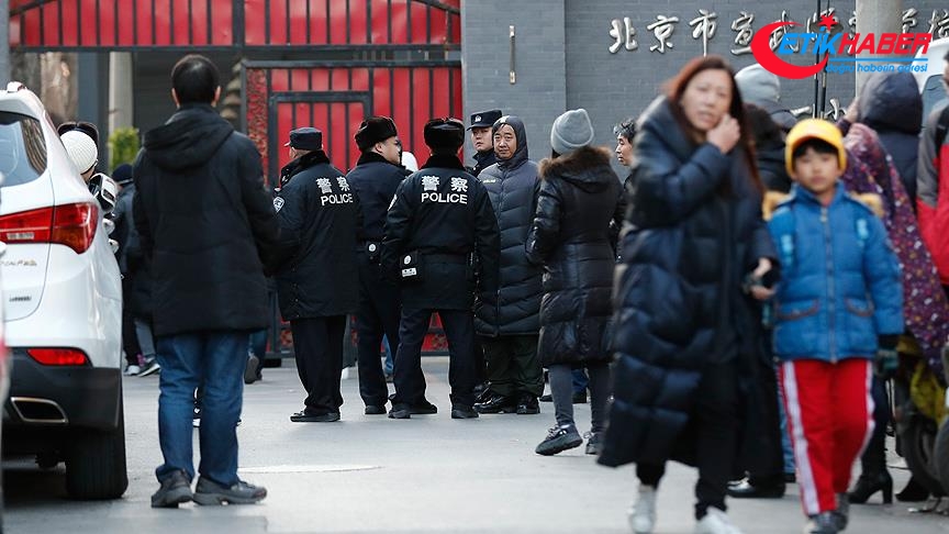 Pekin'de ilkokula bıçaklı saldırı: 20 öğrenci yaralandı