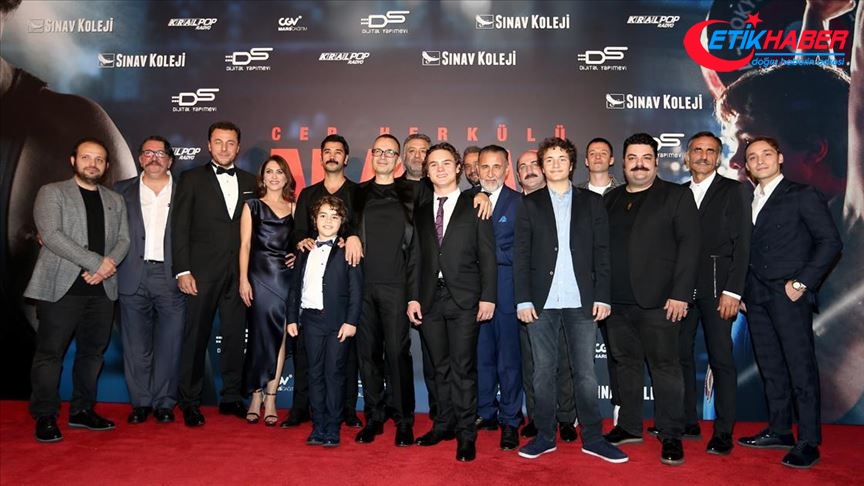 'Cep Herkülü: Naim Süleymanoğlu' filminin galası yapıldı