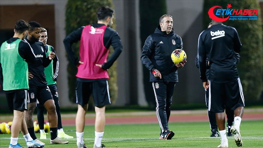 Beşiktaş Teknik Direktörü Avcı: Transfer talebimiz var ama limitler var