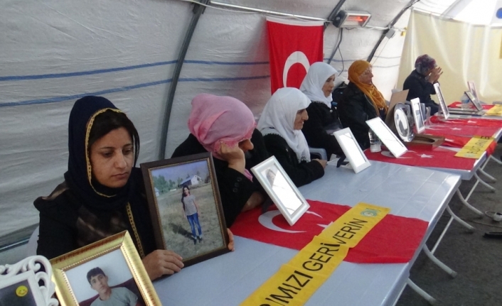 HDP önündeki ailelerin evlat nöbeti 131’inci gününde