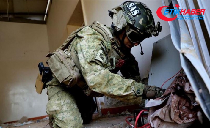 Türk askeri, Libya'da siviller için tehdit oluşturan mayınları temizlemeye başladı