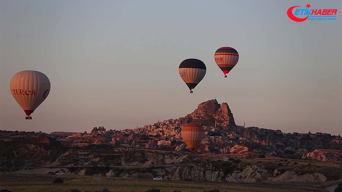 Kapadokya'da sıcak hava balonunun sert iniş yapması sonucu 2 kişi öldü, 3 kişi yaralandı