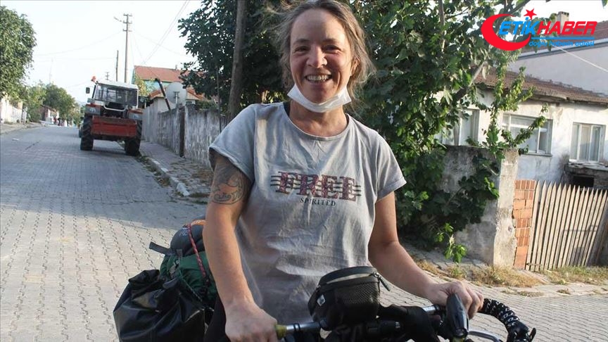 Bisikletiyle Doğu Avrupa ve Balkan turuna çıkan kadının son durağı Türkiye oldu