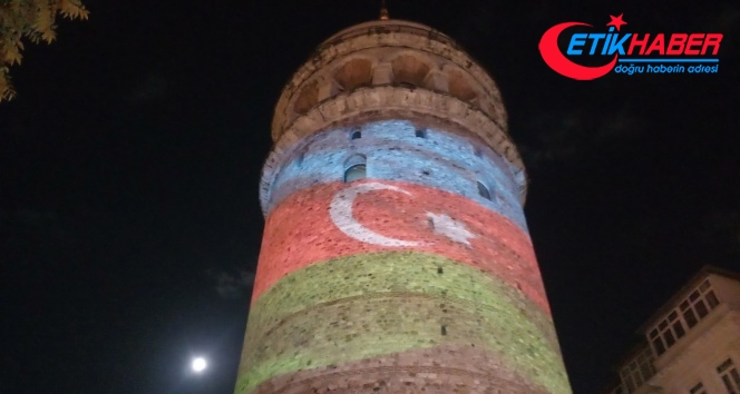 Galata Kulesi'nde Azerbaycan için ışıklandırma yapıldı
