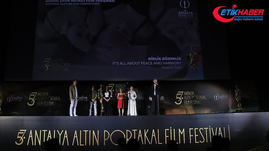57. Antalya Altın Portakal Film Festivali'nde 'Dirlik Düzenlik' ve 'Koku' filmlerinin gösterimi yapıldı