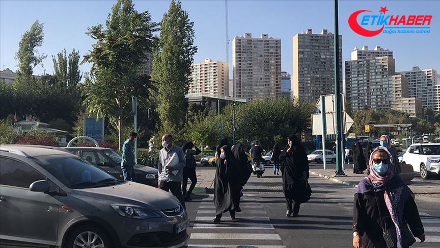 İran'da son 24 saatte Kovid-19'dan 101 kişi hayatını kaybetti