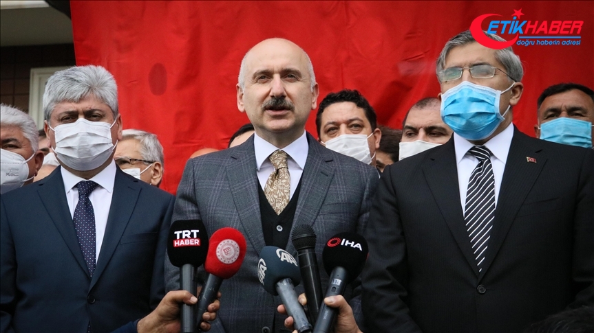 Bakan Karaismailoğlu, en kısa zamanda Amanos Tüneli'nin temelini atacaklarını bildirdi