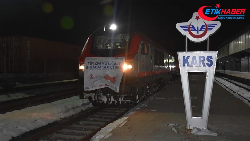 Çin'e gidecek bor yüklü ihracat treni Kars'tan Gürcistan'a uğurlandı