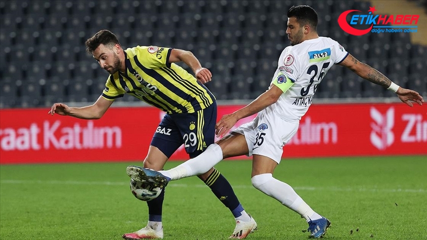 Fenerbahçe'den Sinan Gümüş'ün sağlık durumu hakkında açıklama: Sağ diz ön çapraz bağlarında gerilme tespit edilmiştir