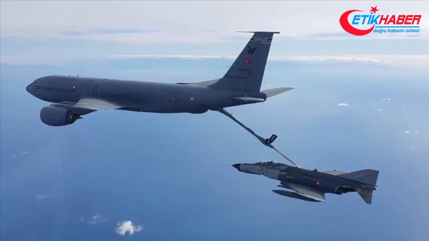Hava Kuvvetleri Komutanlığına ait uçaklar Doğu Akdeniz'de eğitim uçuşu yaptı
