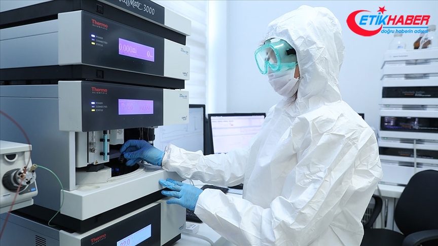 Kovid-19 aşısının analizleri Sağlık Bakanlığı laboratuvarlarında devam ediyor