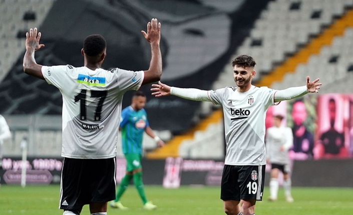 Rizespor’a 4 gol atan Larin, krallıkta zirveye çıktı