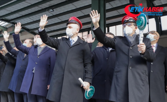 Rusya ve Çin'e gidecek ihracat trenleri Ankara Gar'dan uğurlandı