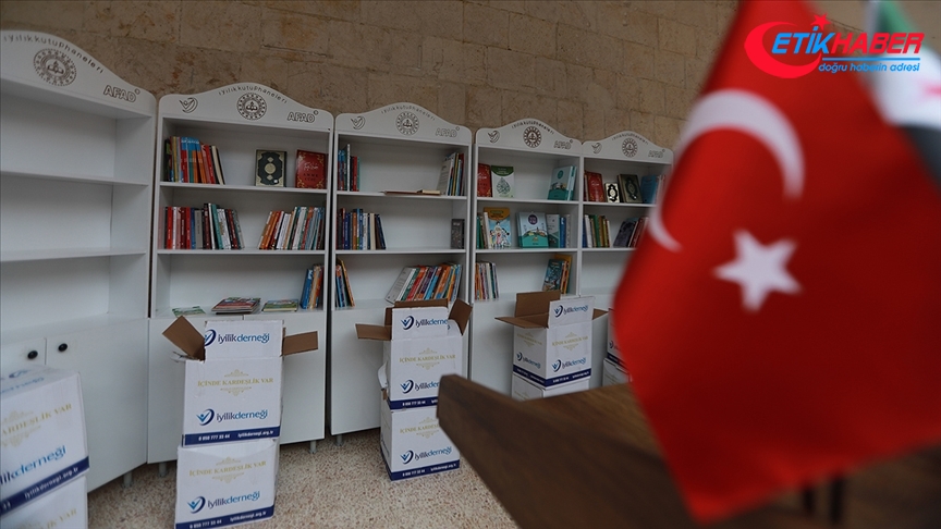 Suriye'nin kuzeyindeki okullara kütüphaneler kuruluyor