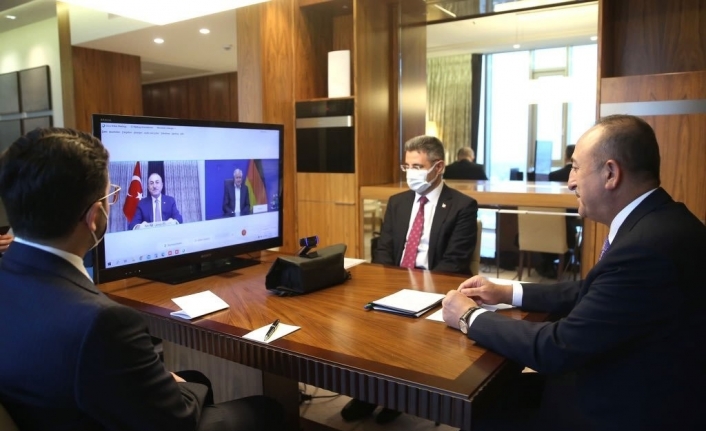 Dışişleri Bakanı Çavuşoğlu, Almanya İçişleri Seehofer’le görüştü