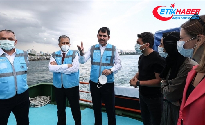 Bakan Kurum: Marmara Denizi'nden 12 günde 4 bin 555 metreküp müsilaj temizlendi