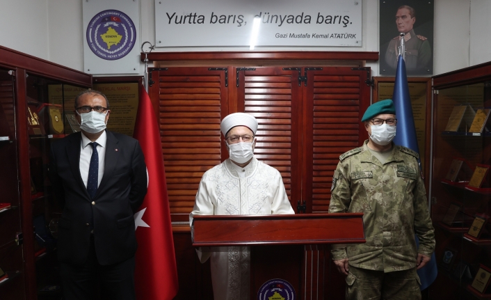 Diyanet İşleri Başkanı Erbaş, Kosova Türk Temsil Heyeti Başkanlığı’nı ziyaret etti