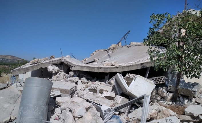 Esad rejiminden İdlib kırsalına karadan ve havadan saldırı: 7 ölü