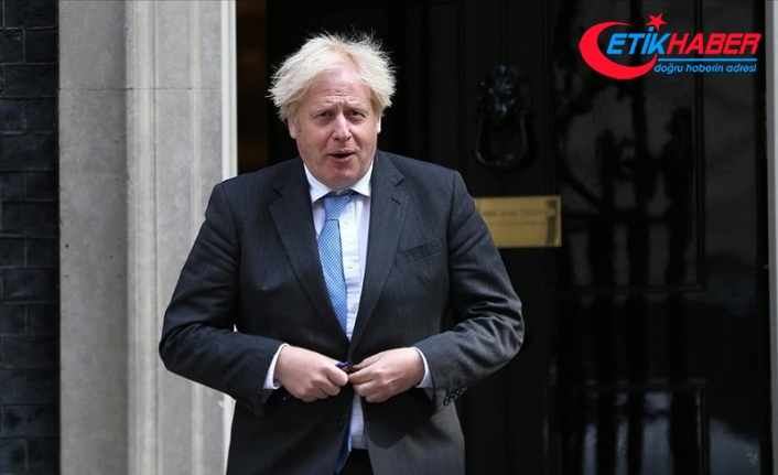 İngiltere Başbakanı Johnson: Sağlık Bakanı'na güvenim tam