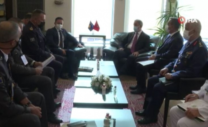 Akar, Kosova Savunma Bakanı Mehaj ile görüştü