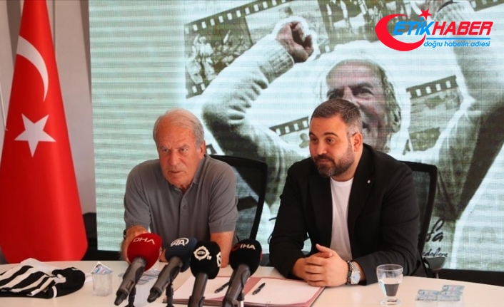 Altay, teknik direktör Mustafa Denizli ve yeni futbolcular için imza töreni düzenledi