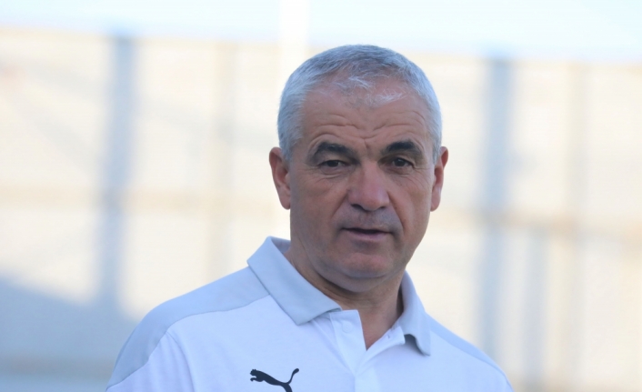 Sivasspor Teknik Direktörü Çalımbay'dan taraftara çağrı: