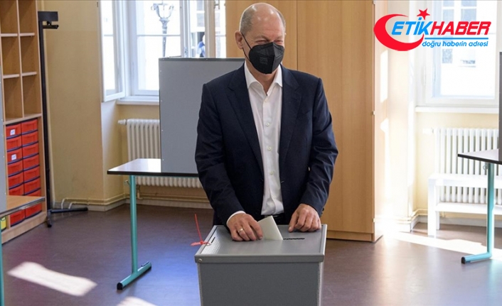 Almanya'daki genel seçimlerden Sosyal Demokrat Parti birinci çıktı