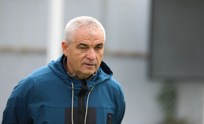 Sivasspor Teknik Direktörü Çalımbay takımına güveniyor