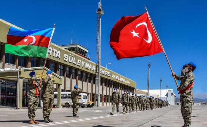 MSB: “Azerbaycan ve Somalili misafir askerler komando eğitimlerini başarıyla tamamladı"