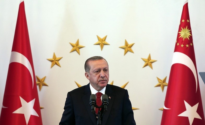 Cumhurbaşkanı Erdoğan: "110 bin üzerinde yeni yatağı öğrencilerimizin hizmetine sunacağız"