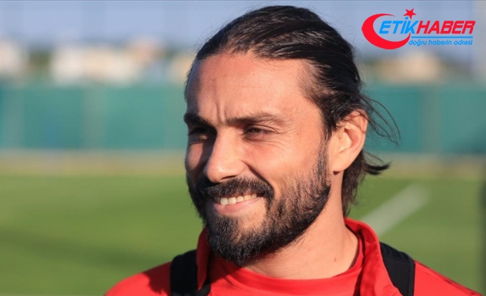 Göztepeli futbolcu Halil Akbunar: Bu şanssızlığı kıracağımıza inanıyorum