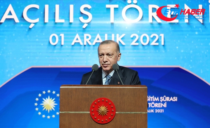 Cumhurbaşkanı Erdoğan: Kadrolu öğretmen ile sözleşmeli öğretmen ayrımını ortadan kaldırıyoruz