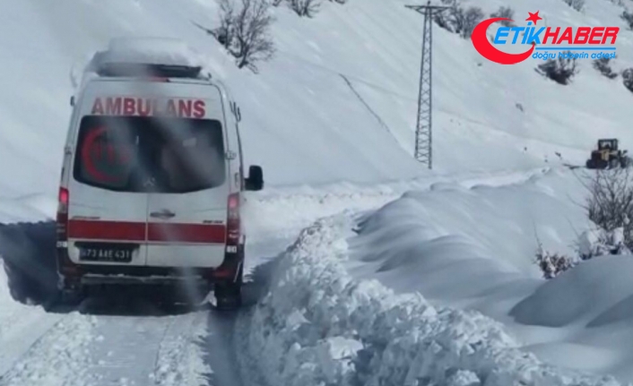 Şırnak'ta karda 5 saatlik mücadele ile hasta kurtarma operasyonu