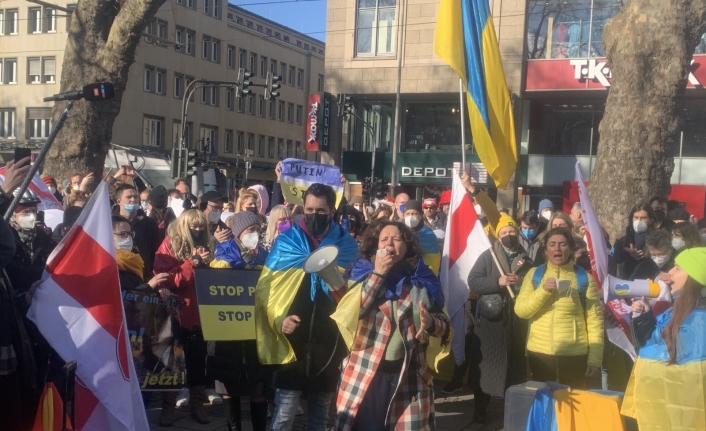 Almanya’da Rusya karşıtı protesto