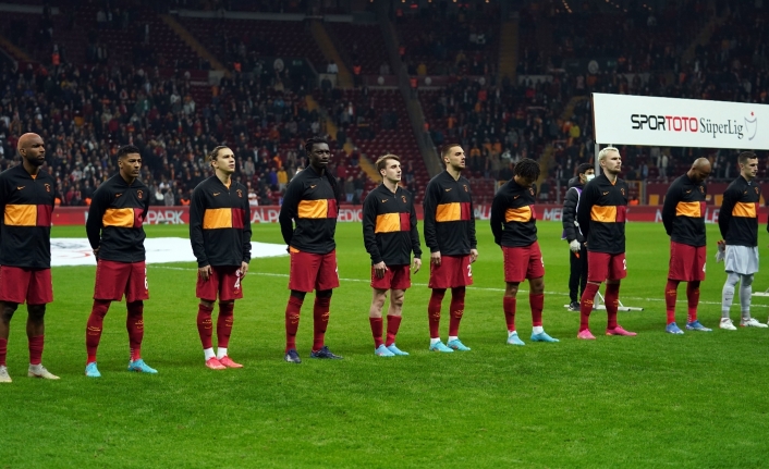 Galatasaray, UEFA Avrupa Ligi son 16 turunda Barcelona ile eşleşti