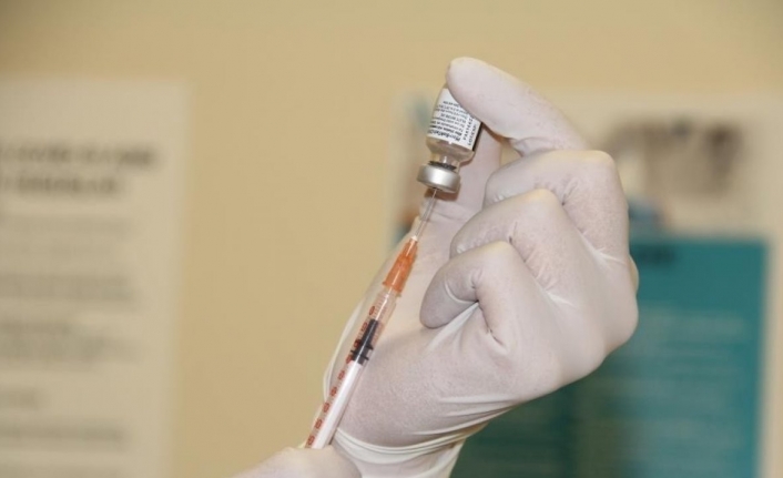 Omicron varyantına aşının etkisi ispatlandı
