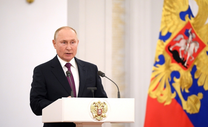 Rusya Devlet Başkanı Putin, faiz oranının yüzde 20’de sabit kalması talimatını verdi