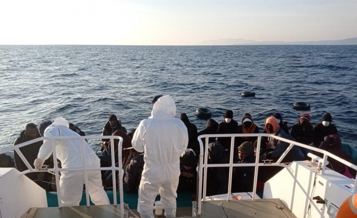 35 düzensiz göçmen Sahil Güvenlik tarafından kurtarılırdı