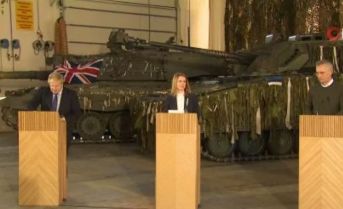 İngiltere Başbakanı Johson: “Ukrayna’da Rus güçleriyle savaşmayacağız”