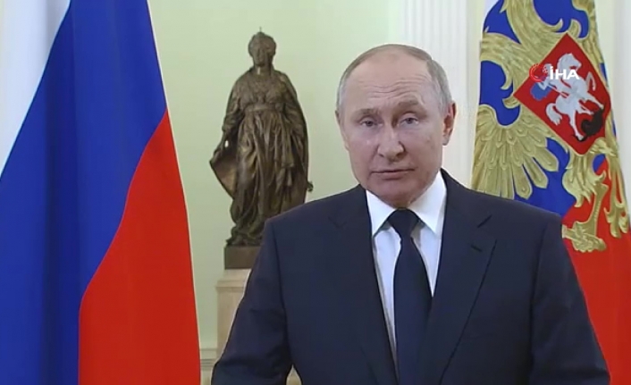 Putin: "Ukrayna’da sadece profesyonel askerler çatışmalara katılıyor"