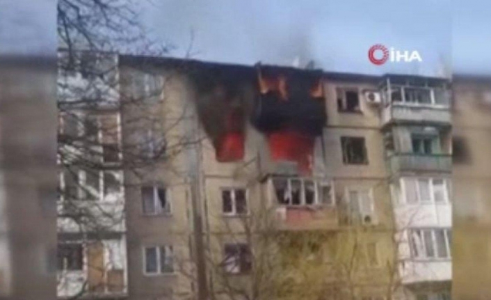 Rusya, Avdiivka’da sivil yerleşim alanlarını vurdu