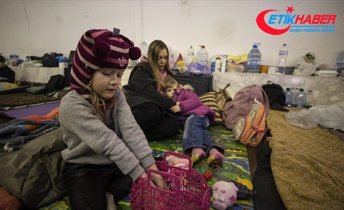 Sığınaklardaki Ukraynalılar çocuklar için barış istiyor