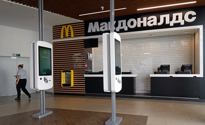 McDonald’s Rusya’daki şubelerini satıyor