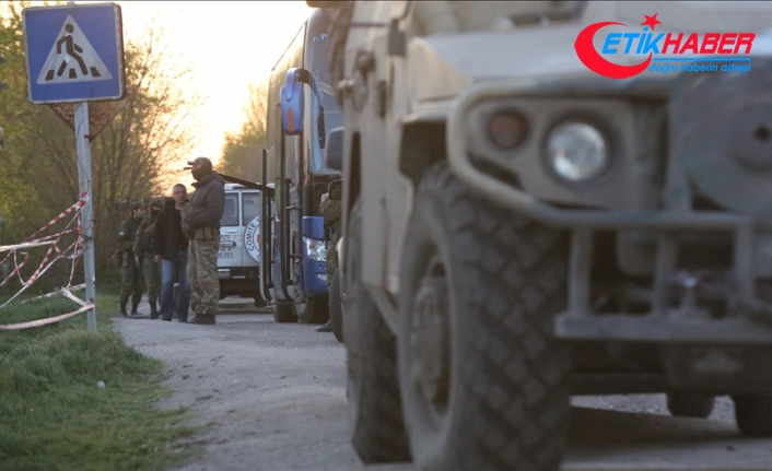 Ukrayna: Rus kuşatmasındaki Azovstal’dan 264 Ukrayna askeri değişim anlaşmasıyla tahliye edildi