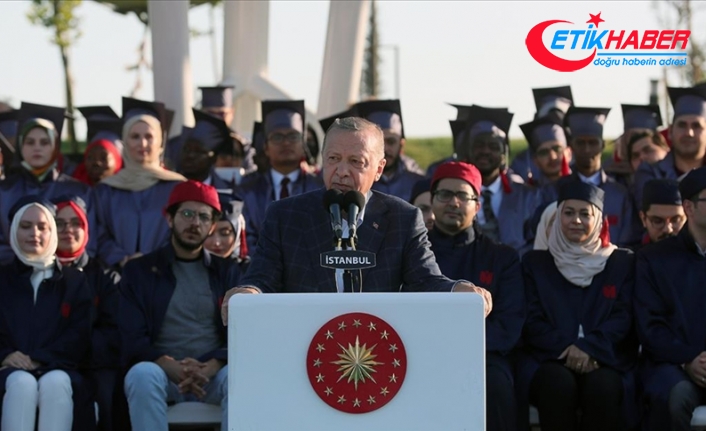 Cumhurbaşkanı Erdoğan: Yetiştireceğimiz kaliteli insan gücüyle insanlığın bugünkü sorunlarını çözeceğiz