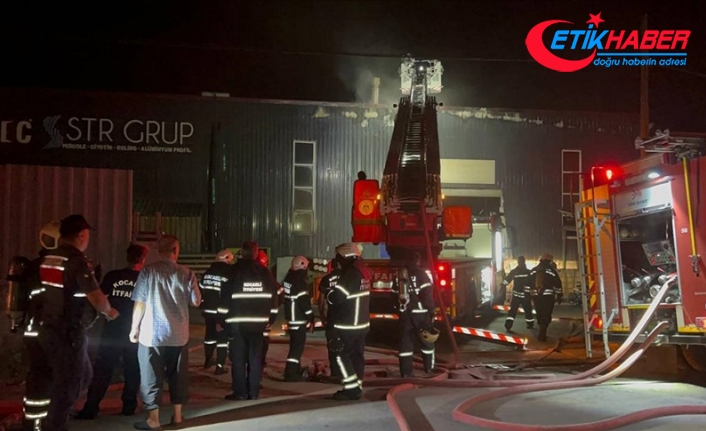 Kocaeli'de galvaniz fabrikasında meydana gelen patlamada 11 kişi yaralandı