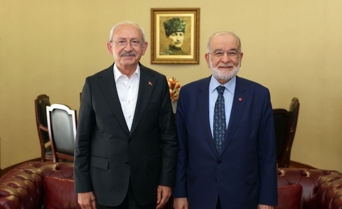 CHP lideri Kılıçdaroğlu, Saadet Partisi Genel Başkanı Karamollaoğlu ile görüştü