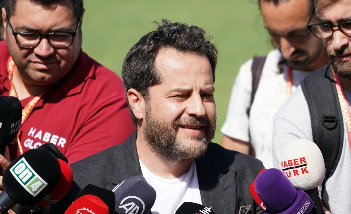 Galatasaray Sportif AŞ Başkan Vekili Erden Timur'dan Gomis açıklaması: